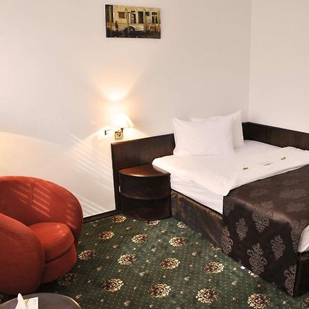 Best Western Central Hotel Arad Eksteriør billede