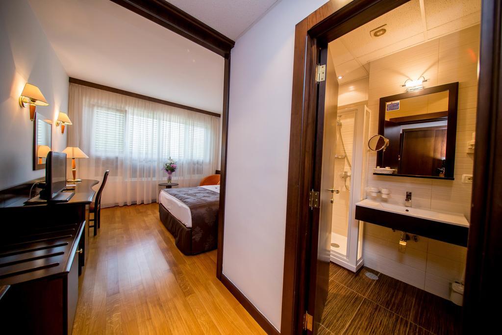 Best Western Central Hotel Arad Eksteriør billede