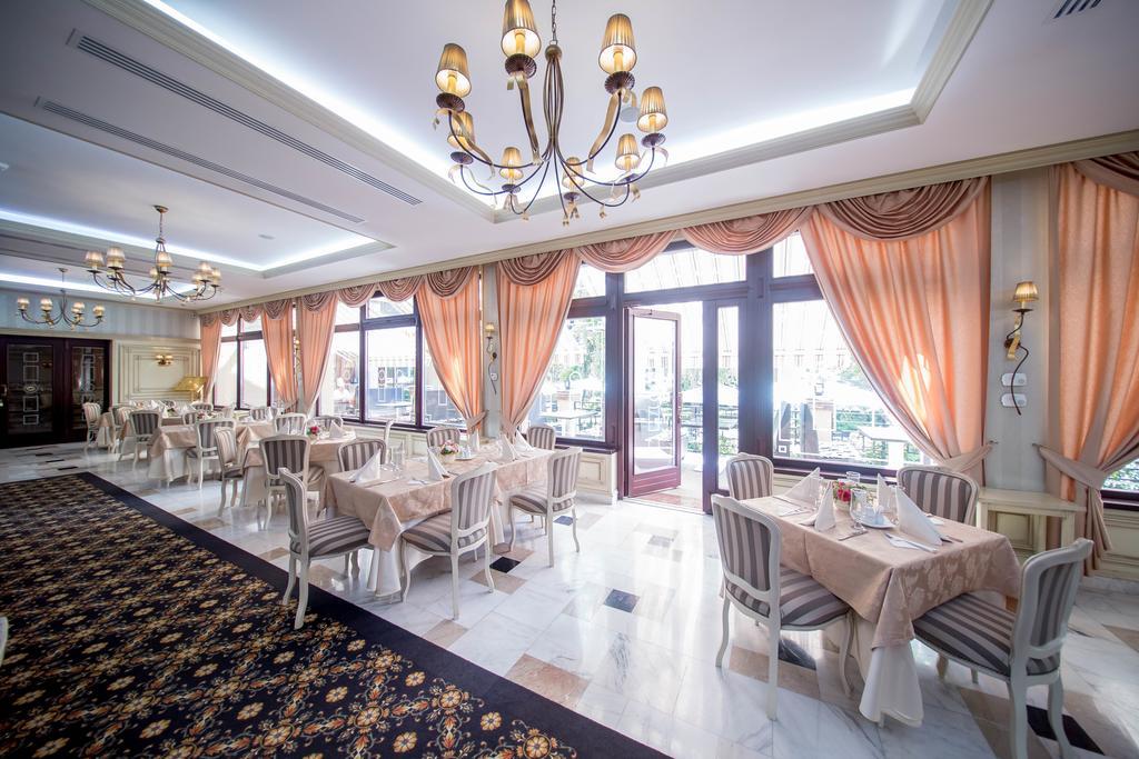 Best Western Central Hotel Arad Eksteriør billede