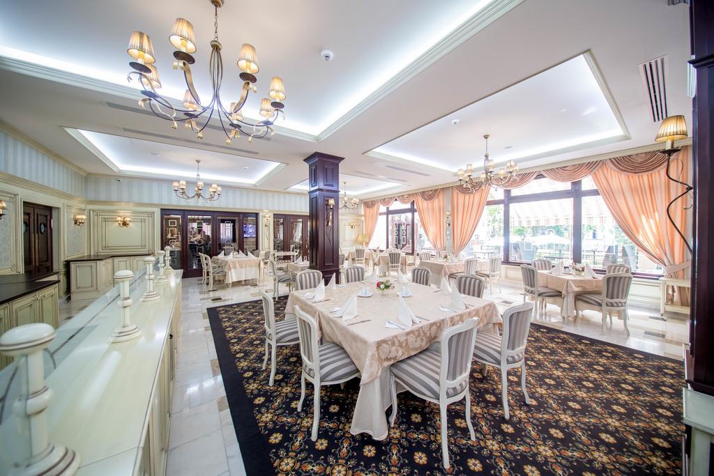 Best Western Central Hotel Arad Eksteriør billede