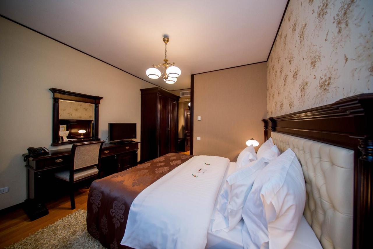 Best Western Central Hotel Arad Eksteriør billede